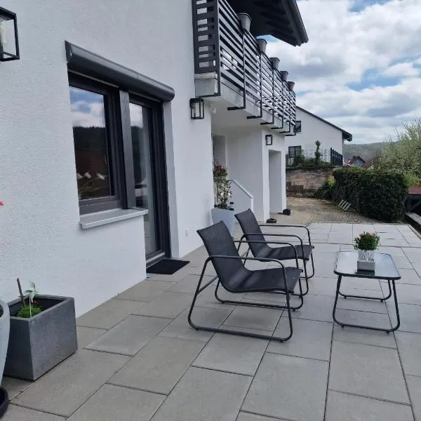 FeWo mit großer Terrasse im Herzen der fränkischen Schweiz, hotel v destinaci Unterleinleiter
