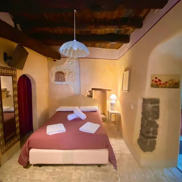 I tini, hotel v destinaci Cori
