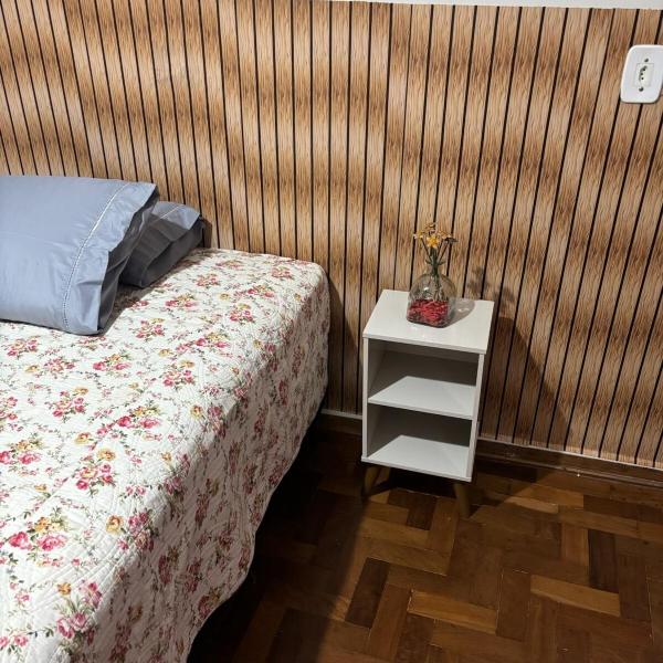 Casa confortável, excelente localização, 3 quartos e Suíte Queen - Foto 5