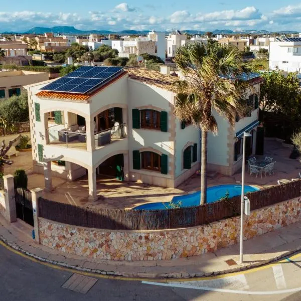 Mallorca Finca Haus mit Pool direkt am Meer es Trenc, Bootstour möglich, hotel v destinaci Sa Ràpita