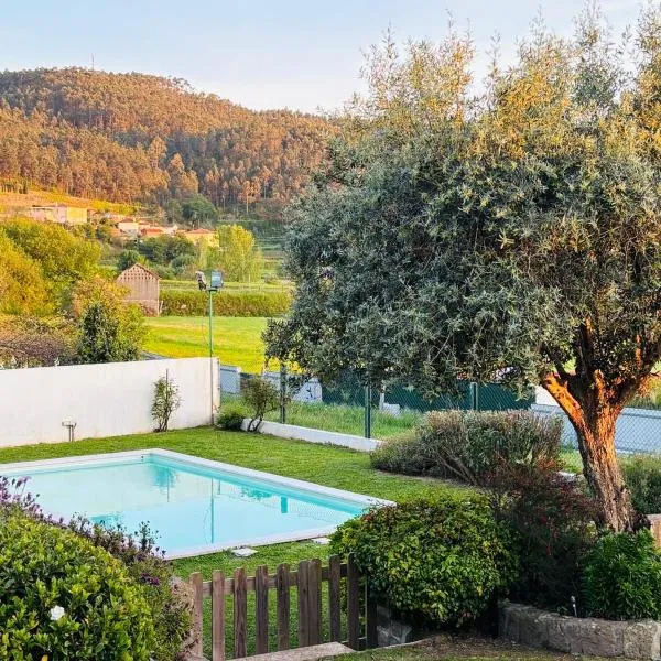 Serra da Freita Concept House, hotel in Parameira