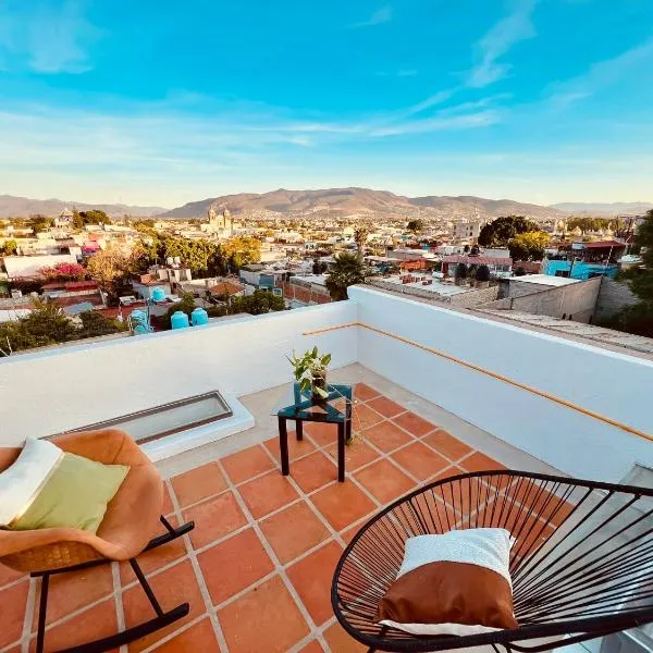 Departamento con terraza en el Centro, hotel in Oaxaca City