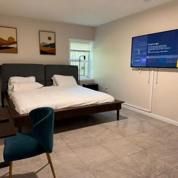 Cosy Bedroom 6 minutes to EWR Prudential Hotels Pen station, hotel v destinaci Newark