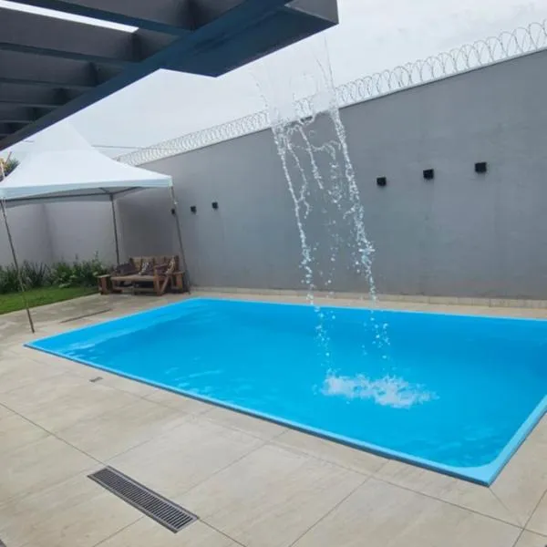 Linda Casa Nova e com piscina, hotel in Campo Grande