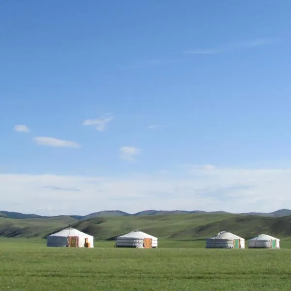 Nomado Steppe - Tuvkhun host family, hotel em Övt