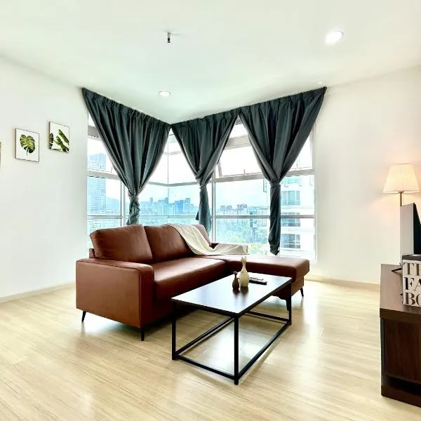 CozyHome 1-10pax Sunway Nexis link IOI mall & MRT, hotel in Petaling Jaya
