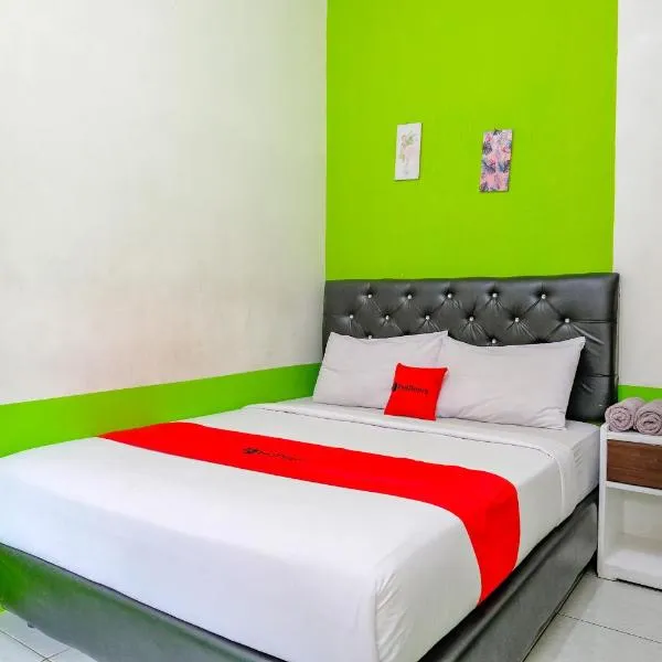RedDoorz Syariah at Sakinah Family Tulungagung, hotel en Tulungagung