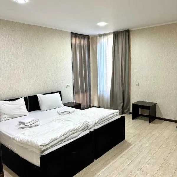 Noako Rooms Hotel, hotel in Tbilisi City