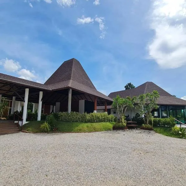 Phorpun Resort Lampang, hotel in Ban Mai