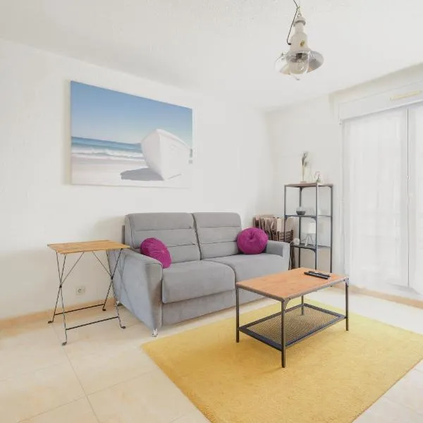 Le Saint Martin Duplexe à la Mer, hotel in Bréhal