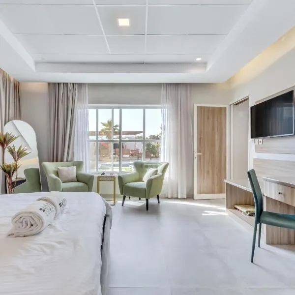 Ras alkhaimah Farmstay Mountain view Pool BBQ Kids area, hotel em Fujairah