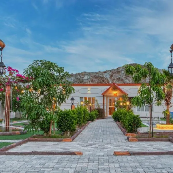 800 Mountain Resort Vacation House, ξενοδοχείο σε Φουτζέιρα