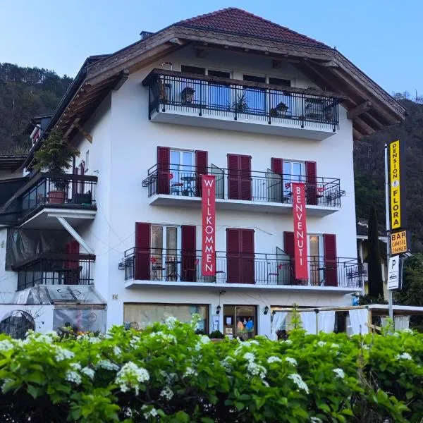 Gasthaus Pension Flora an der Weinstrasse, hotel v destinaci Ora