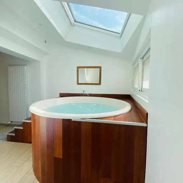 Kerannette - Spa - Plage et centre ville, hotel in Perros-Guirec