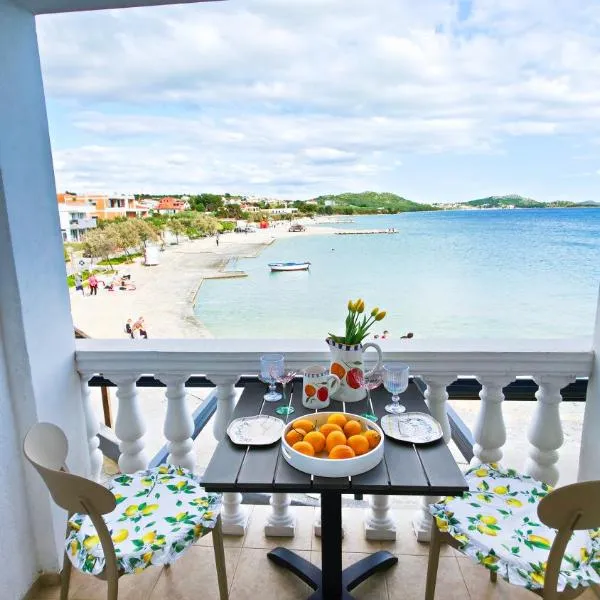 Beachfront Apartment - Janice Beach Pakoštane - Adults Only, hotel v Pakoštane