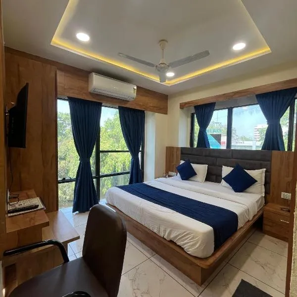 Hotel Mahaveer, hotel en Ahmedabad