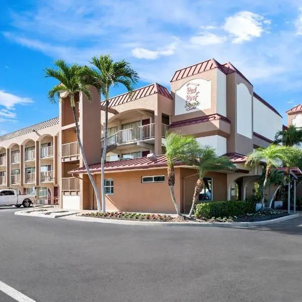 Red Roof Inn PLUS+ & Suites Naples Downtown-5th Ave S, hotel v destinaci Naples