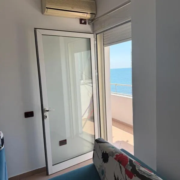Vollga Escape Sea View, hotel in Durrës