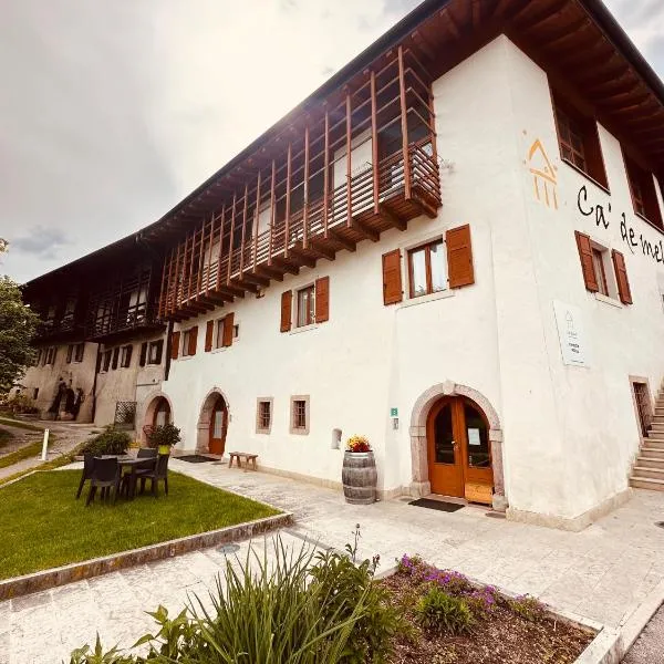 Agritur Ca' de Mel, hotel v destinácii Fiavè