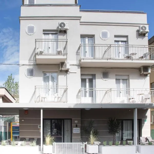 Hotel Laura, hotel a Rímini