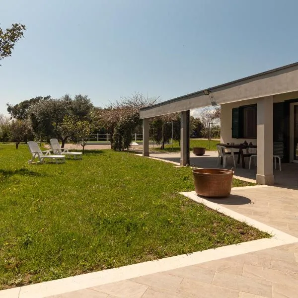 Cicale relaxing home - aria condizionata, parcheggio, giardino, hotel in Termoli