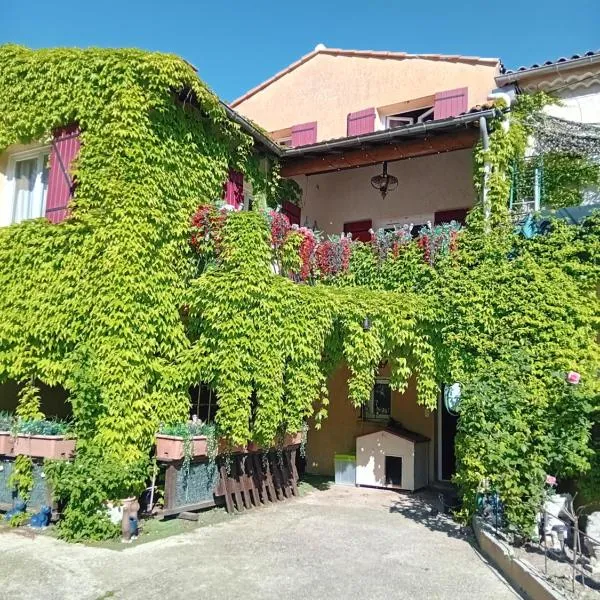 Appartement – hotel w mieście Courthézon