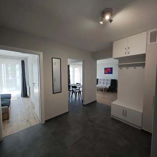 apartament MAKI、ノヴィ・タルクのホテル