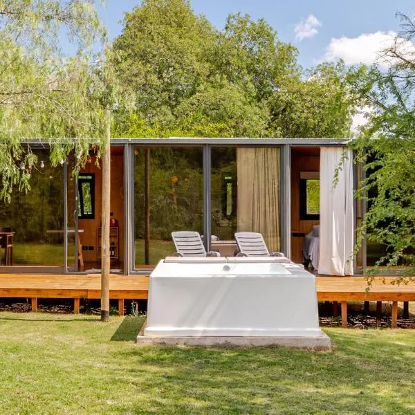 Cabañas con jacuzzi privado y vistas al cerro Champaquí, hotel en San Javier
