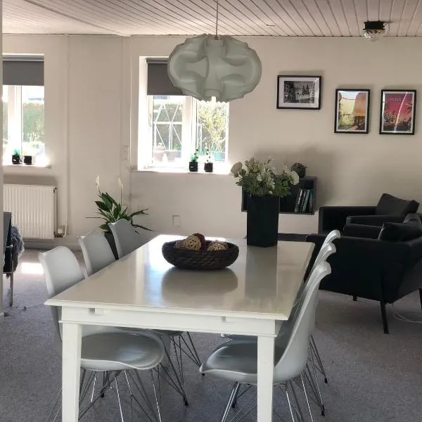 Gæstehuset Rosenvang, hotel v destinaci Bogense