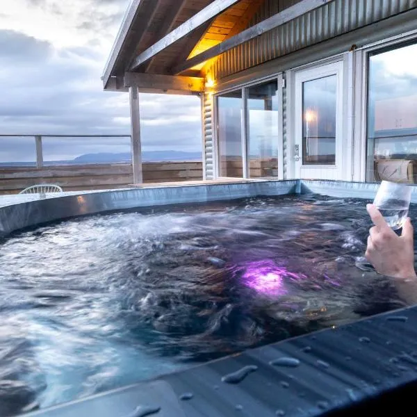 Cabin in Faukás, west part of Iceland - Birta Rentals, hotel v destinaci Fossatún