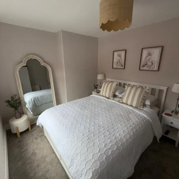 Milton Terrace, Hotel in West Kirby