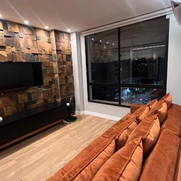 Apartamento moderno, e aconchegante em Icaraí!, hotel in Niterói