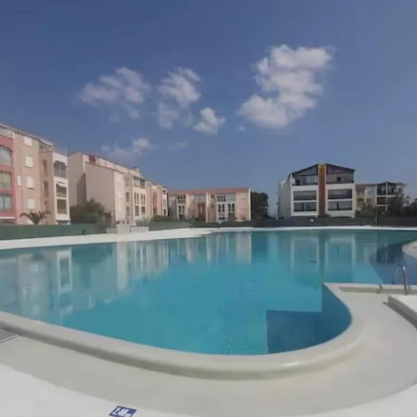 Le Lagon Bleu, hotel i Fréjus
