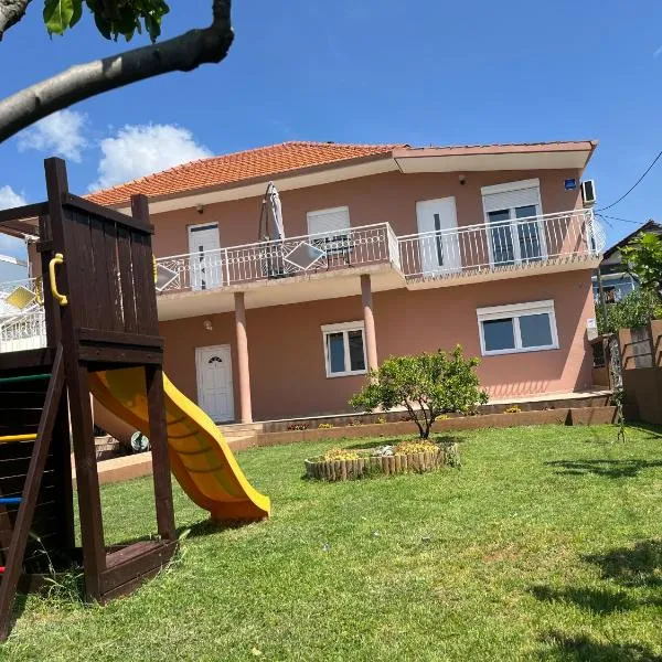 Apartmani Dubravka, hotel v destinaci Bibinje