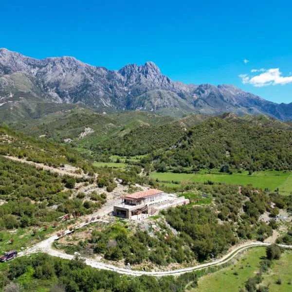 Oda Tozaj, hotell i Kallarat