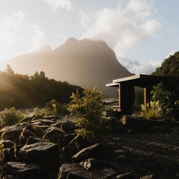 Milford Sound Lodge, Hotel in Milford Sound