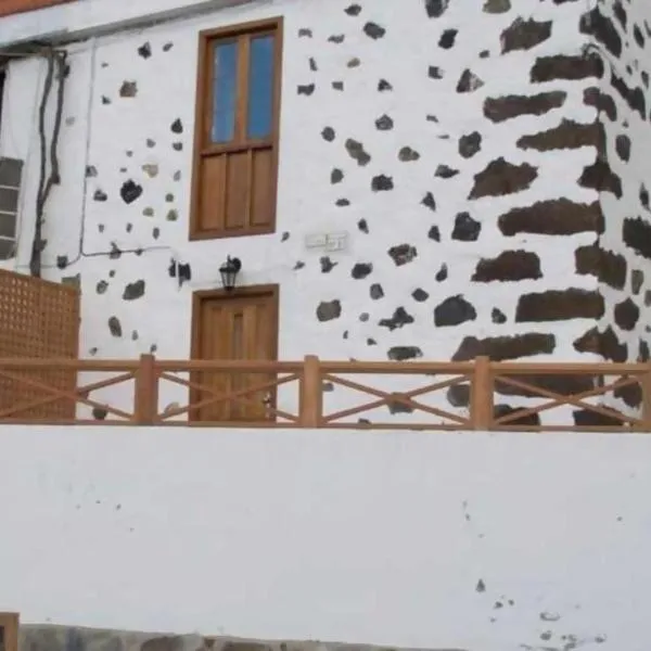 Casa Rural de 1945 Dos Plantas Patio Y Barbacoa, hotel in Frontera