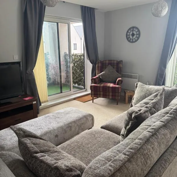 Beautiful 2 bedroom apartment in lawley village、Lawley Bankのホテル
