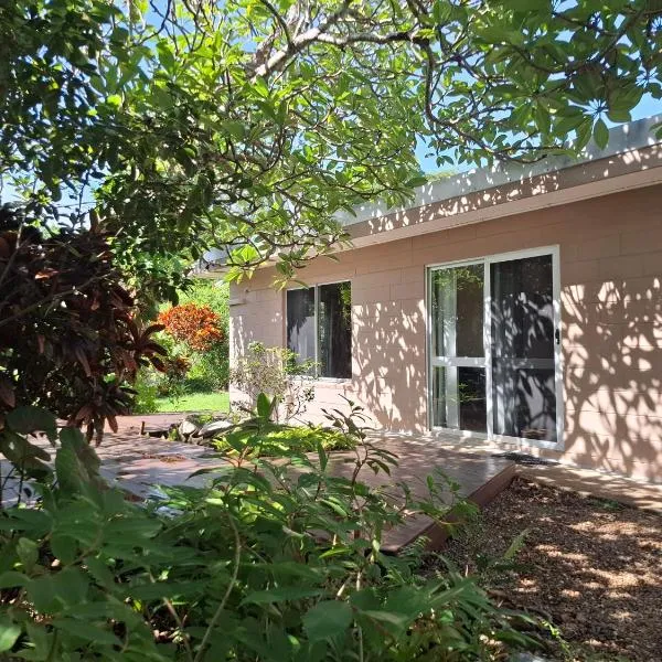 J & Ella's Holiday House - 2 Bedroom, 2 Bathroom Home, hotel v destinaci Cooktown