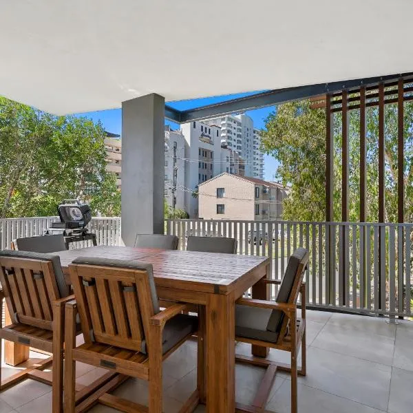 Private 3 Bedroom - 200m to the Beach, hotel v destinaci Mooloolaba