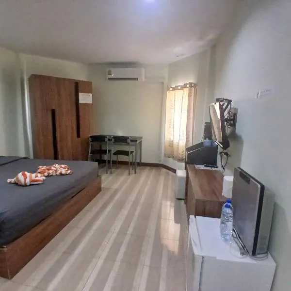 Alongkorn hotel by SB, hotel v destinaci Samut Songkhram
