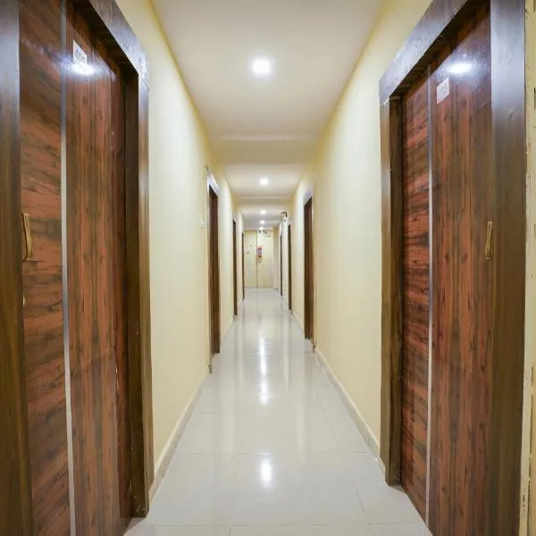 Hotel O R Square Stay Near LB Nagar Metro, hotel en Surūrnagar