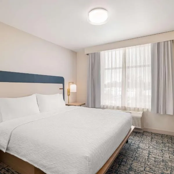Homewood Suites By Hilton Thornton Denver、ソーントンのホテル