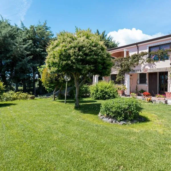 Residenza le Magnolie, hotell sihtkohas Orosei