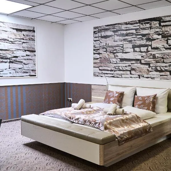 Hotel Maximo, Hotel in Pinneberg