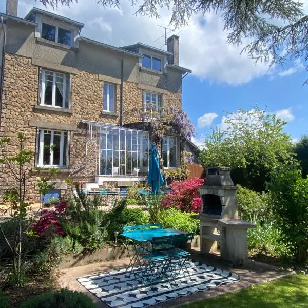 Maison de Montgibaud, hotel v destinaci Montgibaud