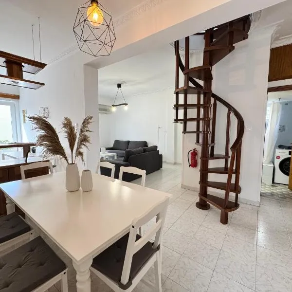 Evelyn House, hotel a Samos