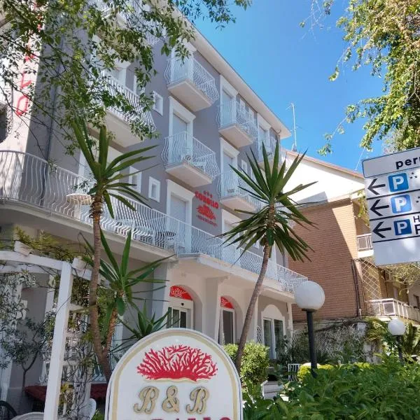 Hotel Corallo Garnì, hotel Cattolicában