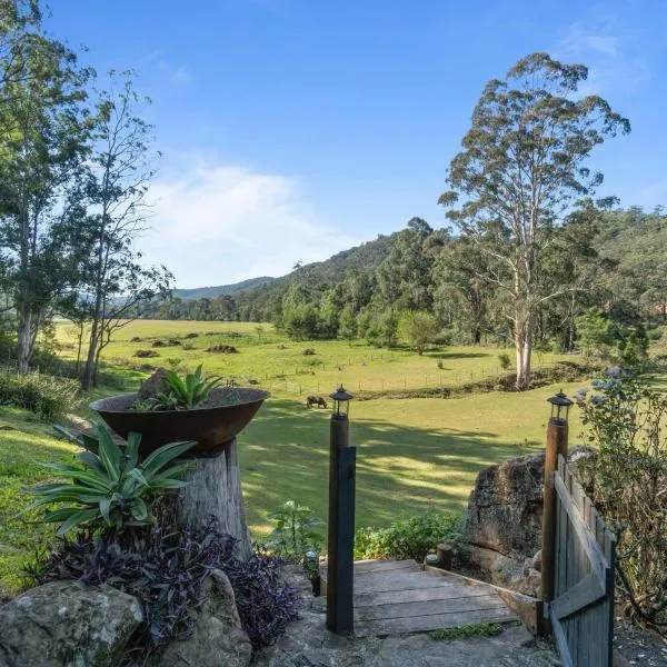 MacDonald River Retreat, hotel in St Albans