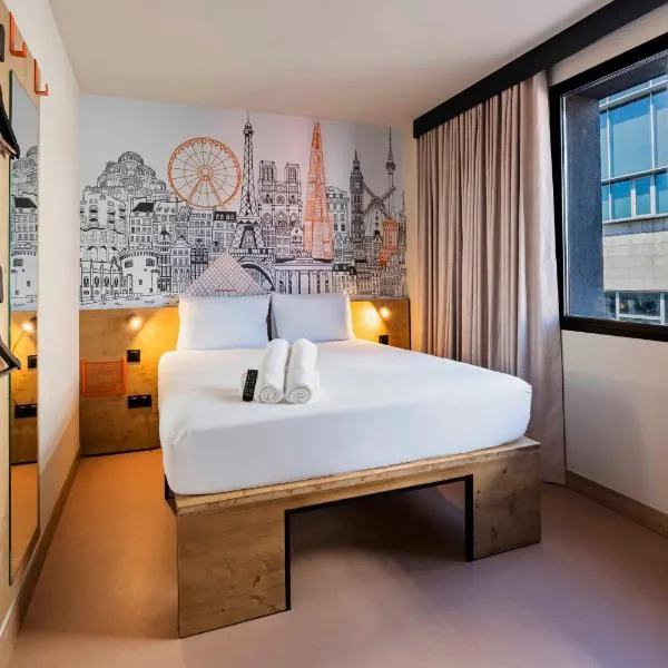 easyHotel Madrid Alcala، فندق في مدريد